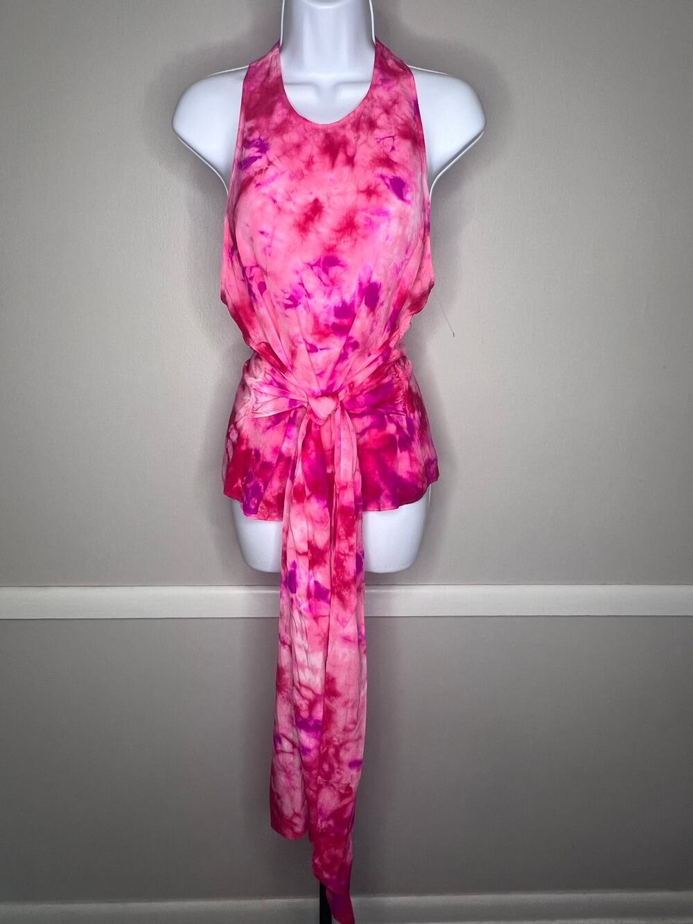 Trina Turk Blaze 100% Silk Pink Tie Dye Halter Tie Waist Top M NWT